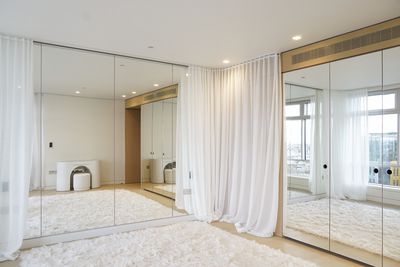 Gardinsystem, SG 6465, Someo, Centre Point Residence, London, United Kingdom