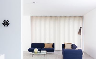 Lamellgardiner, SG 2910, Multi Visio, Gerrards Cross, London, United Kingdom