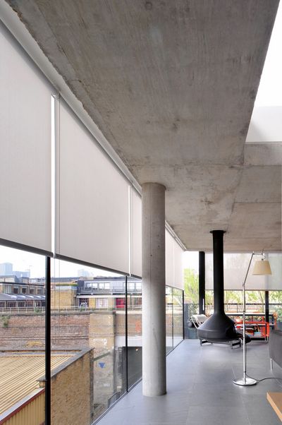 Rullgardiner, SG 4930, Multiscreen 1-10%, Room shot "Bateman's Row Penthouse Apartment", London, United Kingdom