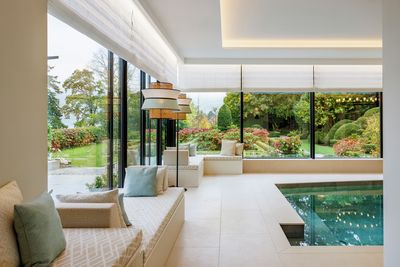 Hissgardiner, SG 2360, Colorama 2, Villa at the lake, Lucerne, Switzerland