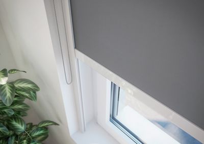 Roller Blind Systems, Moon