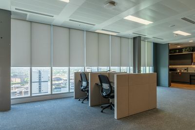 Rullgardiner, SG 4910, Versascreen 1-10%, Virgin Money, Glasgow, Scotland, United Kingdom